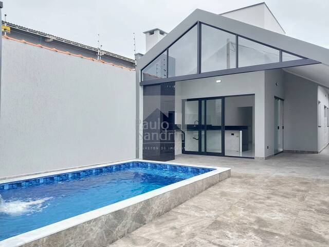 #CA040 - Casa para Venda em Peruíbe - SP
