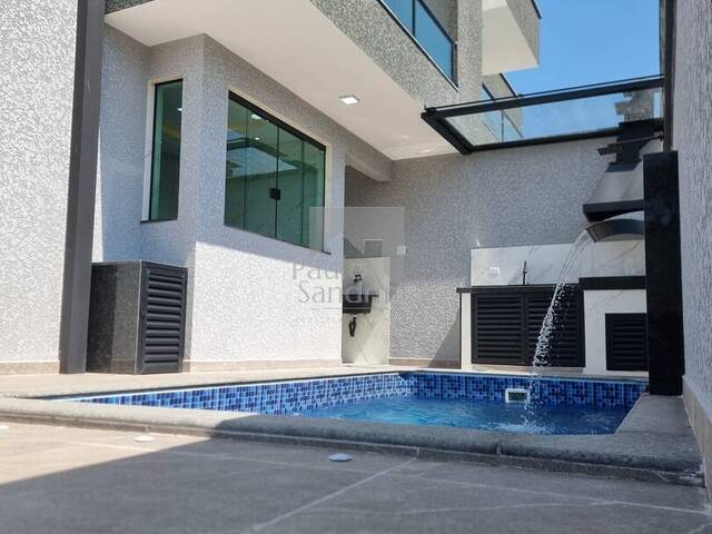 #CA090 - Casa para Venda em Peruíbe - SP - 2