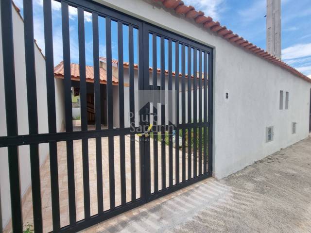 #CA102 - Casa para Venda em Peruíbe - SP - 2
