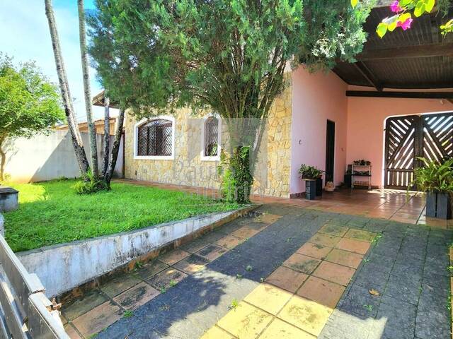 Casa para Venda em Peruíbe - 2